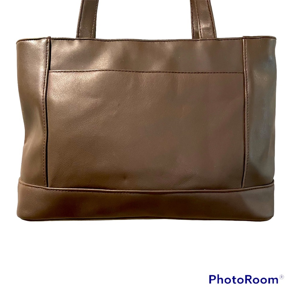 Lisa Loren Women’s Pocketbook Brown Gently Worn approximately 9”x12” Leather